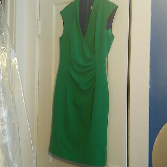 Chic Midi Dress - Picture 2 of 5